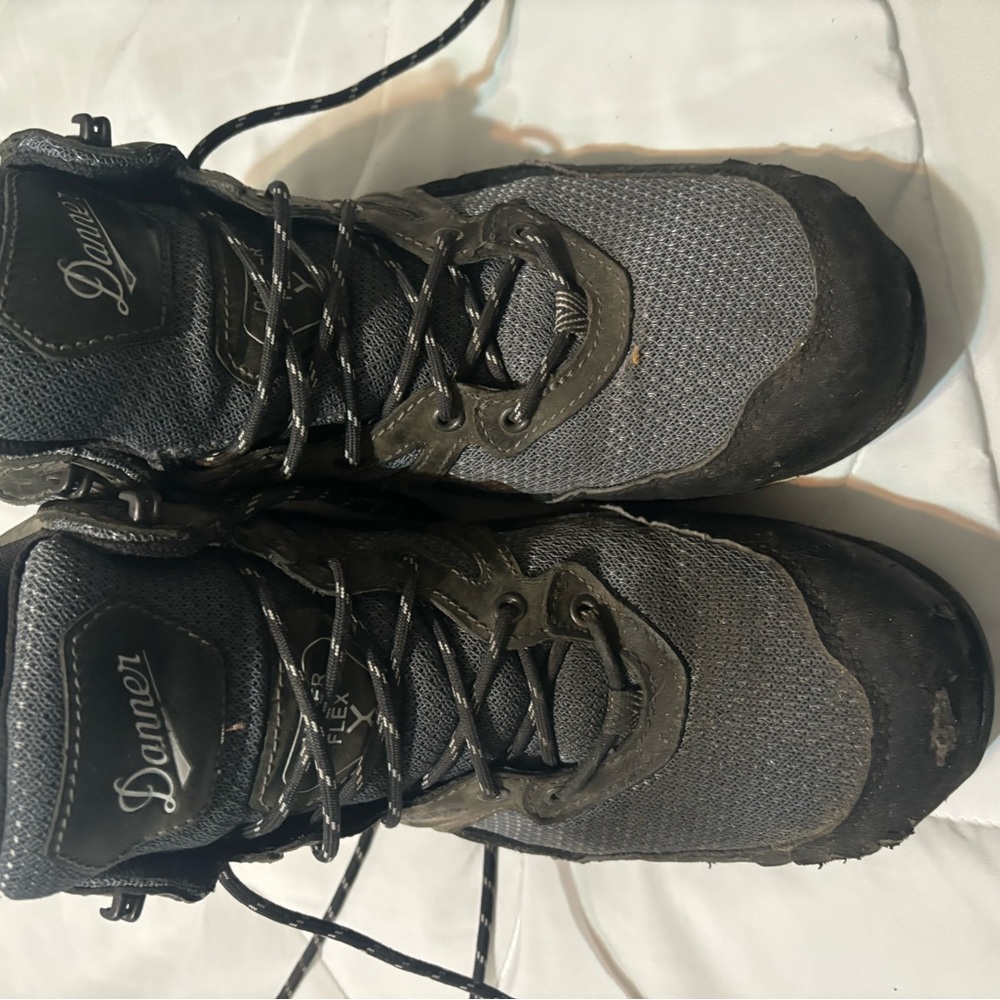 Danner Men's Gray and Black steel toe boots